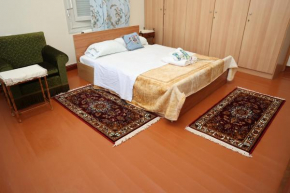 Yiannis' house